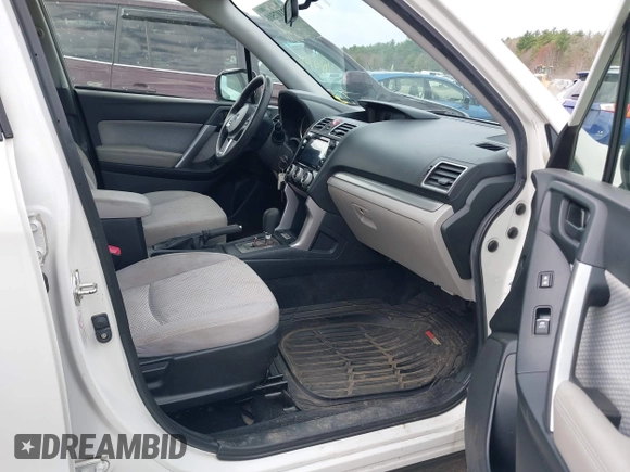 2018 Subaru Forester Premium with VIN JF2SJAEC4JH425448, listed as a IAAI auction lot 42107508 with 147,606 mi miles. Bid and sale history available at carsss.com. Image 5.