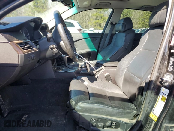 2007 BMW 5 Series 550i z VIN WBANB53597CP04921, wystawiony jako Copart lot #48663795 z przebiegiem 171 969 mil mil oraz Szkoda całkowita • Salvage title. Historia ofert i sprzedaży dostępna na DreamBid. Obrazek 7.