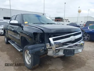 2013 Chevrolet Silverado 1500 LT with VIN 3GCPCSE06DG328373, listed as a IAAI auction lot 41451316 with 130,226 mi miles and . Bid and sale history available at DreamBid. Image 6.
