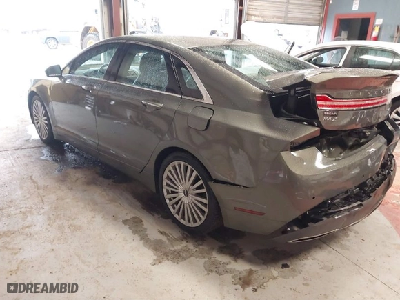 2017 Lincoln MKZ Reserve with VIN 3LN6L5E94HR609427, listed as a IAAI auction lot 41547378 with NaN miles. Bid and sale history available at carsss.com. Image 3.