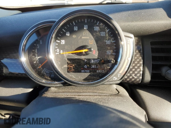 2018 MINI Hardtop Cooper S with VIN WMWXP7C57J2A47252, listed as a Copart auction lot 47598825 with 86,769 mi miles and Salvage title. Bid and sale history available at DreamBid. Image 9.