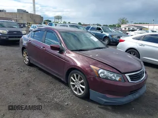 2009 Honda Accord LX-P z VIN 1HGCP26489A114268, wystawiony jako IAAI lot #42351216 z przebiegiem 257 619 mil mil oraz . Historia ofert i sprzedaży dostępna na DreamBid. Obrazek 1.