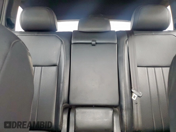 2022 Volkswagen Tiguan SE R-Line Black z VIN 3VVCB7AXXNM113777, wystawiony jako Copart lot #58150395 z przebiegiem 61 921 mil mil oraz Szkoda całkowita • Salvage title. Historia ofert i sprzedaży dostępna na DreamBid. Obrazek 10.