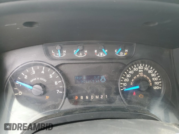 2013 Ford F-150 XL с VIN 1FTFX1CF1DKG33273, выставлен на аукционе Copart как лот 56221865 с пробегом 142 631 миль миль и Списание • Salvage title. История ставок и продаж доступна на DreamBid. Изображение 9.
