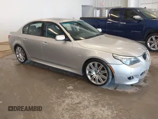 2009 BMW 5 Series 550i with VIN WBANW53549CT55674, listed as a IAAI auction lot 41507964 with 162,776 mi miles. Bid and sale history available at carsss.com. Image 1.