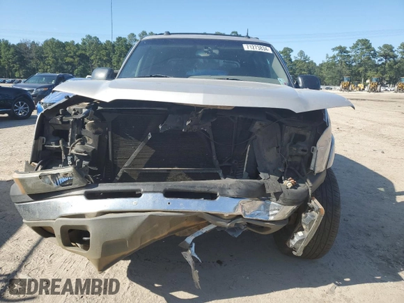 2005 Chevrolet Avalanche LS with VIN 3GNEC12ZX5G180404, listed as a Copart auction lot 71273834 with 0 mi miles and Salvage Title. Bid and sale history available at carsss.com. Image 5.