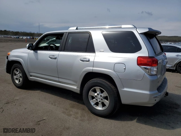 2010 Toyota 4Runner SR5 with VIN JTEZU5JR8A5003413, listed as a Copart auction lot 52416375 with 170,321 mi miles and Salvage Title. Bid and sale history available at carsss.com. Image 2.