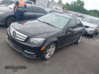 2011 Mercedes-Benz C 300 Sport с VIN WDDGF5EB2BA460963, выставлен на аукционе IAAI как лот 42511005 с пробегом 157 797 миль миль и . История ставок и продаж доступна на DreamBid. Изображение 2.