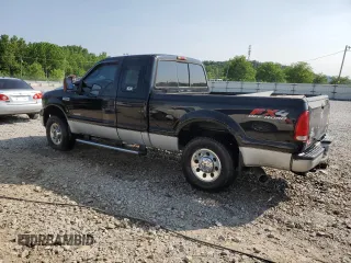 2005 Ford F-250 XL with VIN 1FTSX21P85EA80279, listed as a Copart auction lot 56636615 with 174,376 mi miles and Salvage title. Bid and sale history available at DreamBid. Image 2.