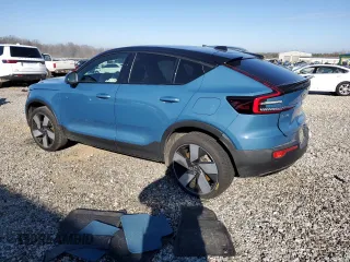 2022 Volvo C40 Recharge Pure Electric Ultimate with VIN YV4ED3GB8N2004020, listed as a Copart auction lot 87205904 with 45,082 mi miles and Salvage Title. Bid and sale history available at carsss.com. Image 2.