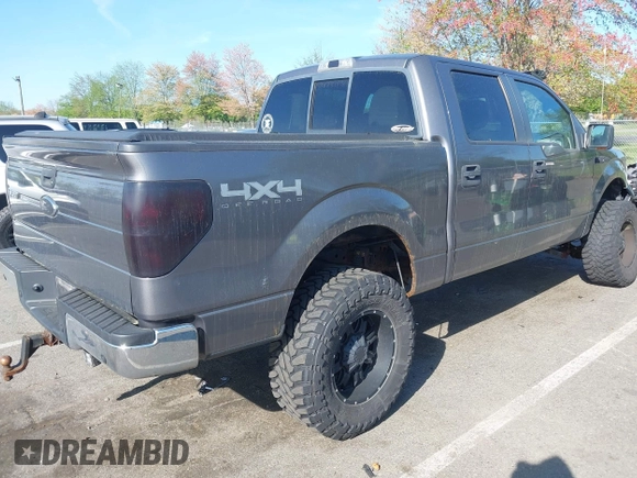 2010 Ford F-150 XL z VIN 1FTEW1E80AFA43583, wystawiony jako IAAI lot #42128735 z przebiegiem 139 654 mil mil oraz . Historia ofert i sprzedaży dostępna na DreamBid. Obrazek 4.