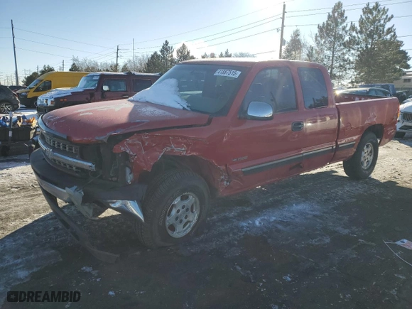2000 Chevrolet Silverado 1500 LS with VIN 1GCEK19T6YZ271378, listed as a Copart auction lot 41887515 with 204,169 mi miles and Salvage Title. Bid and sale history available at carsss.com. Image 1.