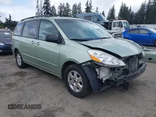 2007 Toyota Sienna CE with VIN 5TDZK23C37S024805, listed as a IAAI auction lot 41830473 with 176,629 mi miles. Bid and sale history available at carsss.com. Image 1.