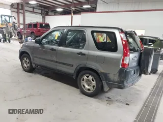 2006 Honda CR-V LX with VIN JHLRD785X6C053853, listed as a IAAI auction lot 42018895 with 246,316 mi miles and . Bid and sale history available at carsss.com. Image 3.