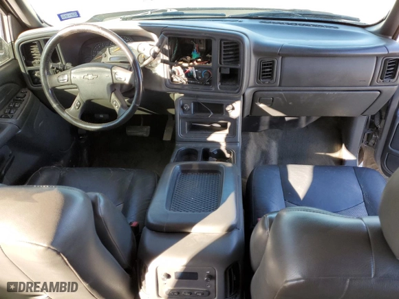 2006 Chevrolet Silverado 1500 LT2 with VIN 2GCEC13T961177264, listed as a Copart auction lot 47820475 with 230,984 mi miles and Salvage Title. Bid and sale history available at carsss.com. Image 8.