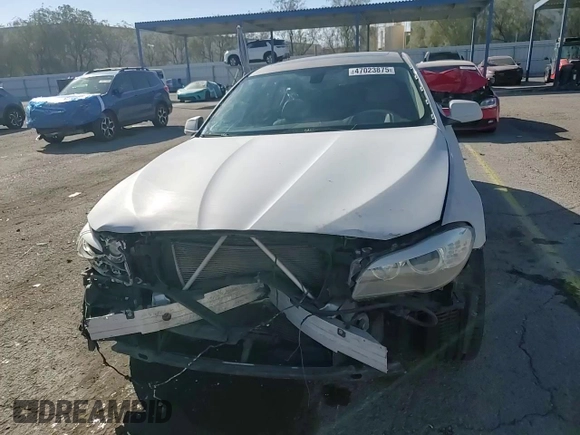 2013 BMW 5 Series 535i xDrive with VIN WBAFU7C54DDU66850, listed as a Copart auction lot 47023875 with 181,204 mi miles and Salvage Title. Bid and sale history available at carsss.com. Image 14.