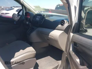 2017 Nissan NV200 S z VIN 3N6CM0KN1HK704834, wystawiony jako IAAI lot #42131870 z przebiegiem 145 536 mil mil oraz . Historia ofert i sprzedaży dostępna na DreamBid. Obrazek 5.