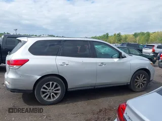 2016 Nissan Pathfinder Platinum с VIN 5N1AR2MN2GC612023, выставлен на аукционе IAAI как лот 42205715 с пробегом 121 686 миль миль и . История ставок и продаж доступна на DreamBid. Изображение 13.