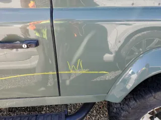 1992 Land Rover Defender with VIN SALLDVAF8JA917701, listed as a Copart auction lot 73864824 with 4,284 mi miles and Salvage title. Bid and sale history available at DreamBid. Image 13.