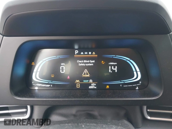 2024 Hyundai Elantra SE with VIN KMHLL4DG5RU799018, listed as a IAAI auction lot 41617298 with 6,557 mi miles and . Bid and sale history available at DreamBid. Image 7.