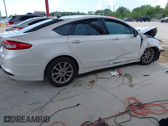 2017 Ford Fusion SE с VIN 3FA6P0H76HR393057, выставлен на аукционе IAAI как лот 42435606 с пробегом 81 798 миль миль и . История ставок и продаж доступна на DreamBid. Изображение 14.