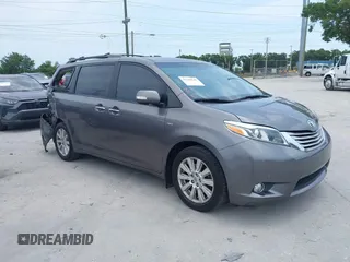 2017 Toyota Sienna XLE z VIN 5TDDZ3DC6HS147381, wystawiony jako IAAI lot #42340349 z przebiegiem 137 246 mil mil oraz . Historia ofert i sprzedaży dostępna na DreamBid. Obrazek 1.