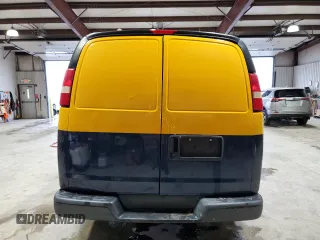 2013 GMC Savana Cargo Van with VIN 1GTZ7TBG2D1118954, listed as a Copart auction lot 73755124 with 117,410 mi miles and Salvage Title. Bid and sale history available at carsss.com. Image 6.