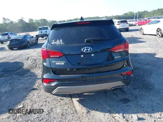 2017 Hyundai Santa Fe 2.4L z VIN 5NMZU3LB8HH031180, wystawiony jako IAAI lot #42242405 z przebiegiem 139 739 mil mil oraz . Historia ofert i sprzedaży dostępna na DreamBid. Obrazek 16.