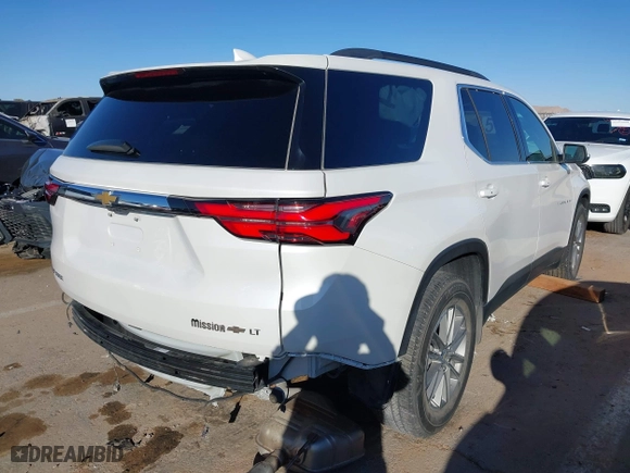 2022 Chevrolet Traverse LT Cloth with VIN 1GNERGKW9NJ159582, listed as a IAAI auction lot 41510198 with 38,074 mi miles. Bid and sale history available at carsss.com. Image 4.