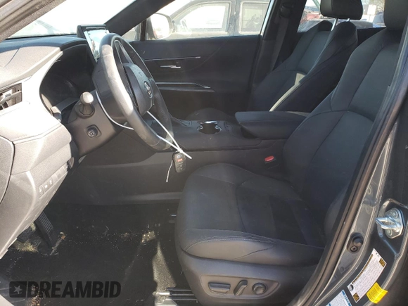 2022 Toyota Venza LE with VIN JTEAAAAH8NJ112490, listed as a Copart auction lot 82372823 with 24,040 mi miles. Bid and sale history available at carsss.com. Image 7.