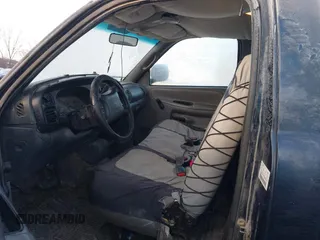 2001 Dodge Ram 2500 with VIN 3B7KC26Z81M259111, listed as a IAAI auction lot 41410635 with 155,724 mi miles. Bid and sale history available at carsss.com. Image 5.