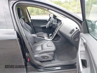 2013 Volvo XC60 T6 with VIN YV4902DZ2D2405330, listed as a IAAI auction lot 42761237 with 125,682 mi miles and . Bid and sale history available at DreamBid. Image 5.