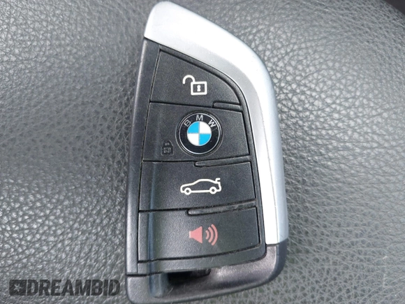 2021 BMW X1 xDrive28i with VIN WBXJG9C04M5T61811, listed as a IAAI auction lot 42509852 with 30,400 mi miles and . Bid and sale history available at DreamBid. Image 11.