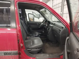 2000 Honda CR-V EX with VIN JHLRD1861YC009880, listed as a IAAI auction lot 41613882 with 238,499 mi miles. Bid and sale history available at carsss.com. Image 5.