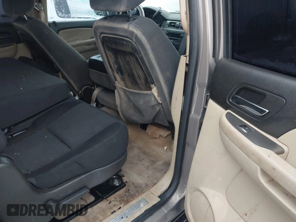 2007 Chevrolet Suburban LT with VIN 1GNFK16347J312488, listed as a IAAI auction lot 41569438 with 190,635 mi miles. Bid and sale history available at carsss.com. Image 8.