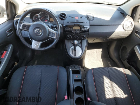 2013 Mazda 2 Touring z VIN JM1DE1LY5D0160472, wystawiony jako Copart lot #50191085 z przebiegiem 116 911 mil mil oraz Czysty tytuł • Clean title. Historia ofert i sprzedaży dostępna na DreamBid. Obrazek 8.