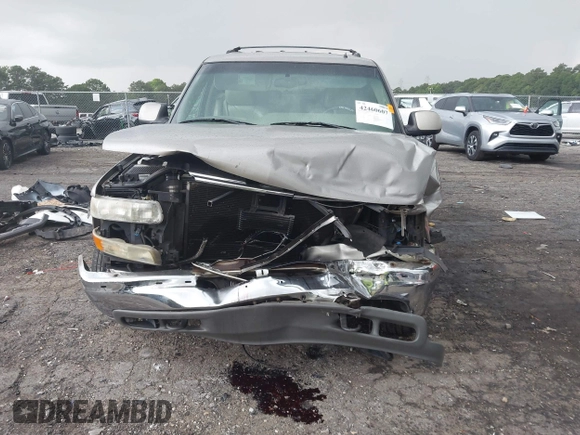 2002 Chevrolet Tahoe LT with VIN 1GNEC13Z62J233110, listed as a IAAI auction lot 42460607 with 329,196 mi miles and . Bid and sale history available at DreamBid. Image 6.