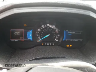 2022 Ford Edge SE z VIN 2FMPK4G91NBA11644, wystawiony jako Copart lot #55271435 z przebiegiem 35 114 mil mil oraz Szkoda całkowita • Salvage title. Historia ofert i sprzedaży dostępna na DreamBid. Obrazek 9.