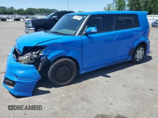 2011 Scion xB z VIN JTLZE4FE4B1136796, wystawiony jako Copart lot #54754235 z przebiegiem 110 245 mil mil oraz Szkoda całkowita • Salvage title. Historia ofert i sprzedaży dostępna na DreamBid. Obrazek 1.