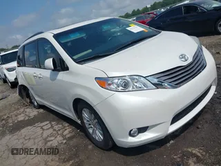 2015 Toyota Sienna XLE с VIN 5TDYK3DC5FS613045, выставлен на аукционе IAAI как лот 42276147 с пробегом 108 271 миль миль и . История ставок и продаж доступна на DreamBid. Изображение 1.