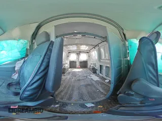 2017 Ford Transit с VIN 1FTYE1ZM1HKB43653, выставлен на аукционе Copart как лот 53069015 с пробегом 204 390 миль миль и Списание • Salvage title. История ставок и продаж доступна на DreamBid. Изображение 13.