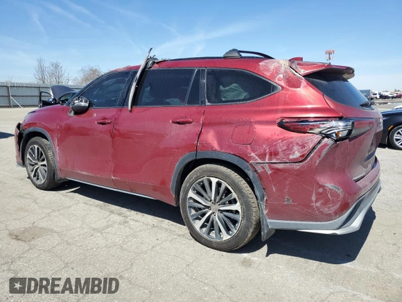 2022 Toyota Highlander XSE with VIN 5TDJZRAH3NS125517, listed as a Copart auction lot 49739915 with 48,941 mi miles and Salvage title. Bid and sale history available at DreamBid. Image 2.
