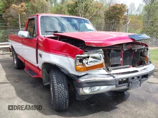 1996 Ford F-150 with VIN 1FTEF14H3TLA99183, listed as a IAAI auction lot 41958926 with 223,150 mi miles. Bid and sale history available at carsss.com. Image 1.