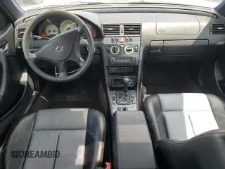 2000 Mercedes-Benz C 230 Kompressor with VIN WDBHA24G1YA833250, listed as a Copart auction lot 55699635 with 75,805 mi miles and Salvage Title. Bid and sale history available at DreamBid. Image 8.