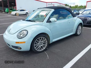 2006 Volkswagen Beetle with VIN 3VWSF31Y76M327821, listed as a IAAI auction lot 42522979 with 184,400 mi miles and . Bid and sale history available at DreamBid. Image 2.
