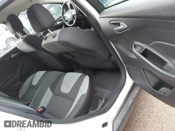 2012 Ford Focus SE with VIN 1FAHP3K25CL256724, listed as a IAAI auction lot 42112575 with 161,341 mi miles and . Bid and sale history available at carsss.com. Image 8.