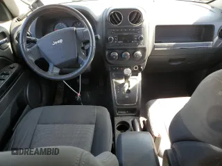 2010 Jeep Patriot Sport with VIN 1J4NF2GB6AD622212, listed as a Copart auction lot 52601705 with 218,001 mi miles and Clean Title. Bid and sale history available at carsss.com. Image 8.