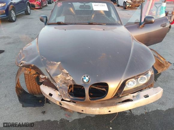 2001 BMW Z3 3.0i with VIN WBACN53491LL47379, listed as a IAAI auction lot 40872263 with 1 mi miles. Bid and sale history available at carsss.com. Image 10.