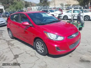 2014 Hyundai Accent GS with VIN KMHCT5AE9EU174866, listed as a IAAI auction lot 41948180 with 117,985 mi miles. Bid and sale history available at carsss.com. Image 1.