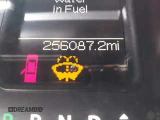 2018 Ram 2500 Tradesman z VIN 3C6UR5CL1JG390282, wystawiony jako IAAI lot #42133001 z przebiegiem 256 087 mil mil oraz . Historia ofert i sprzedaży dostępna na DreamBid. Obrazek 15.